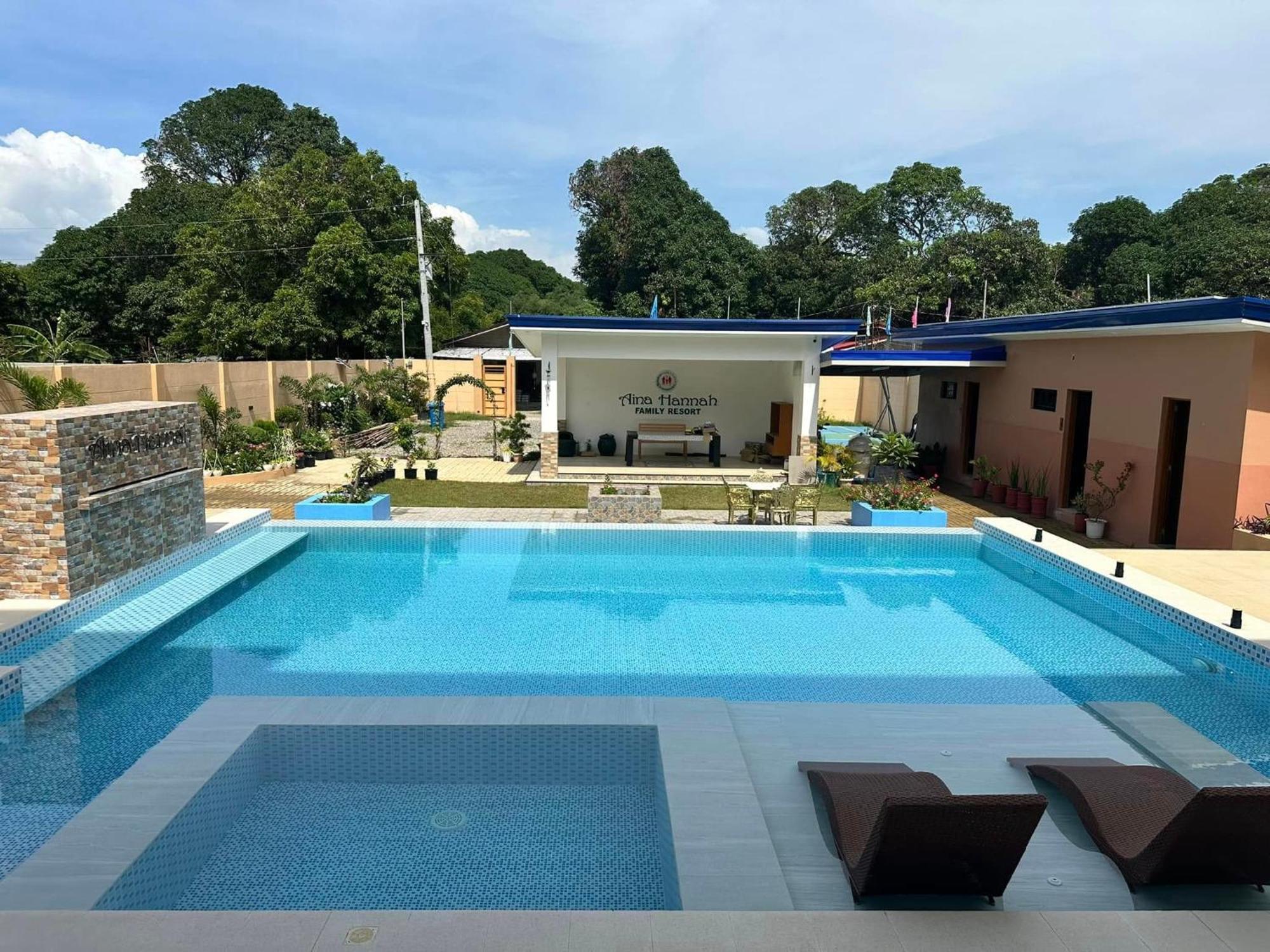 Aina Hannah Family Resort'S Greek Unit Calatagan Exterior foto